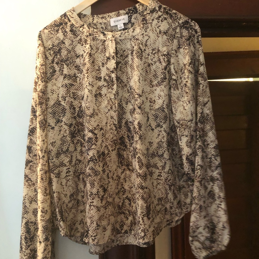 Evereve Brown and Cream Snake-Print Long-Sleeve Blouse